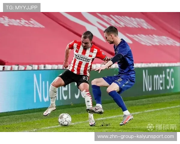 PSV的前场多点进攻让对手混乱不堪——无懈可击的战术魅力