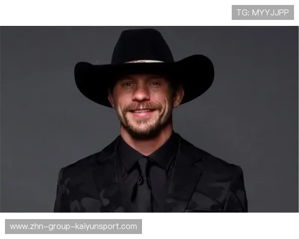 UFC低扫腿重击:掌控比赛的秘密武器,让对手站立不稳