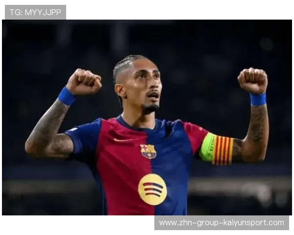 拉菲尼亚弧顶一脚撕裂对方防线